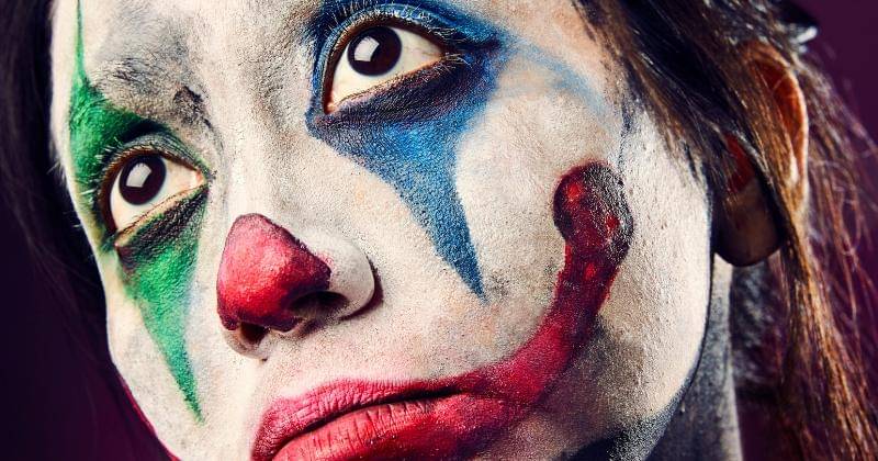 Tanda Kamu Jadi Badut dalam Hubungan Percintaan